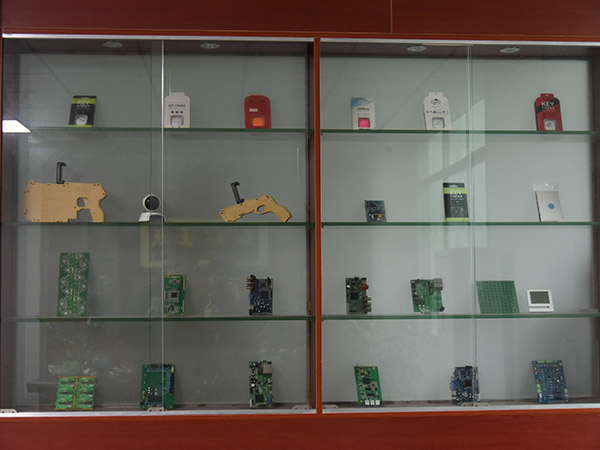 產(chǎn)品展柜